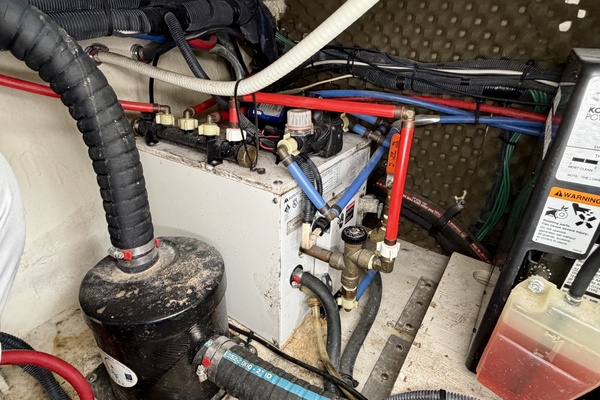 28ft Sea Ray Yacht For Sale