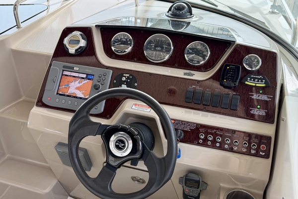 28ft Sea Ray Yacht For Sale