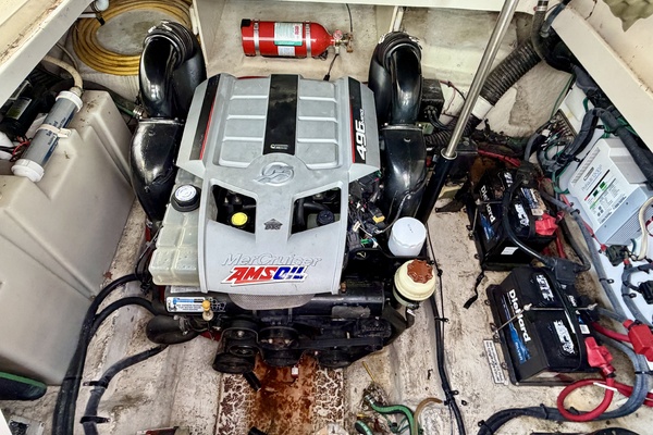 28ft Sea Ray Yacht For Sale