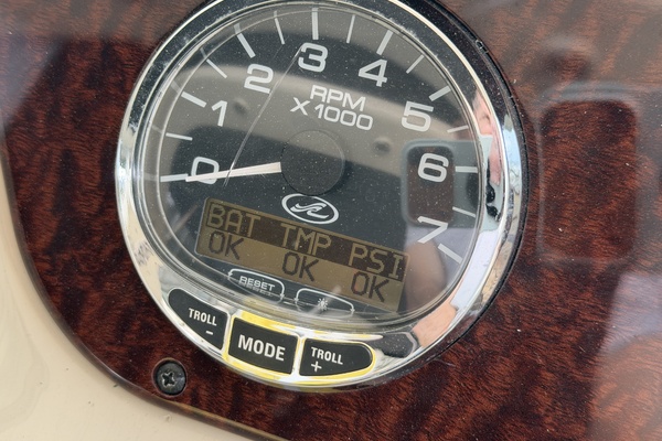 28ft Sea Ray Yacht For Sale