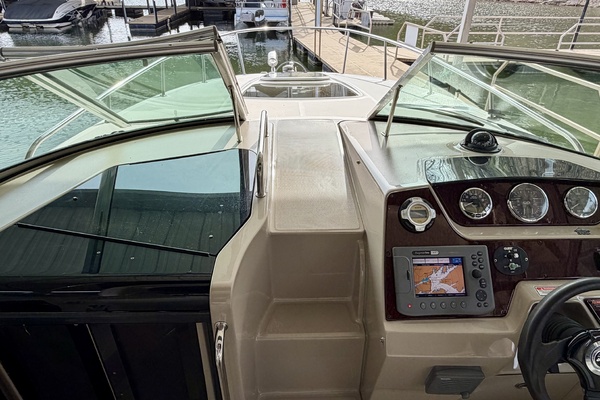 28ft Sea Ray Yacht For Sale