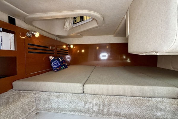 28ft Sea Ray Yacht For Sale