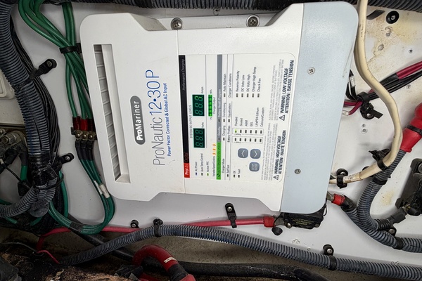 28ft Sea Ray Yacht For Sale