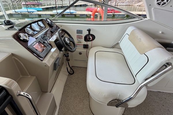 28ft Sea Ray Yacht For Sale