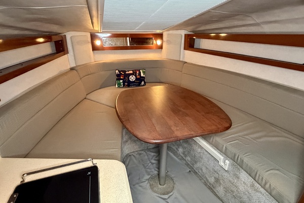 28ft Sea Ray Yacht For Sale