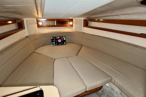 28ft Sea Ray Yacht For Sale