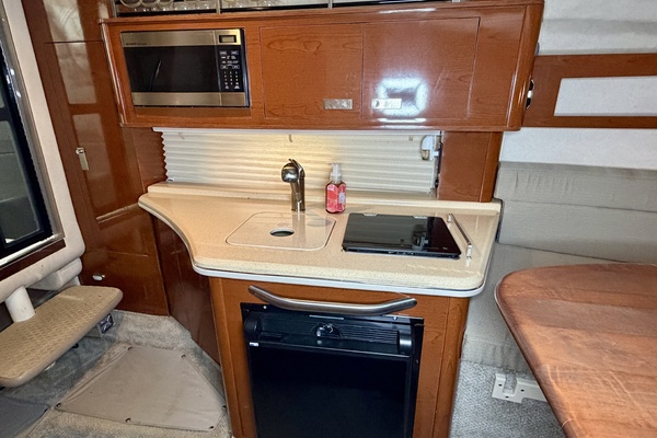 28ft Sea Ray Yacht For Sale