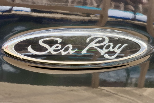 28ft Sea Ray Yacht For Sale