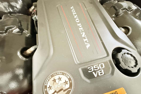 24ft Regal Yacht For Sale