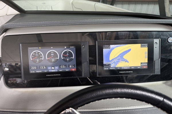 24ft Regal Yacht For Sale