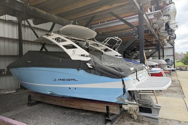 24ft Regal Yacht For Sale