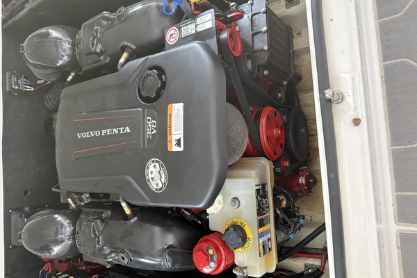 24ft Regal Yacht For Sale