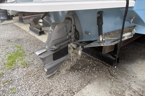 24ft Regal Yacht For Sale