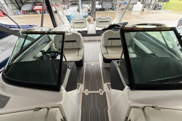 24ft Regal Yacht For Sale