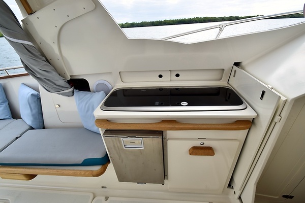 Whisper 30ft Swallow Yacht For Sale