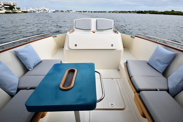 Whisper 30ft Swallow Yacht For Sale