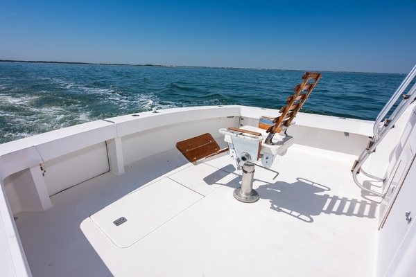 1998 Viking 47
