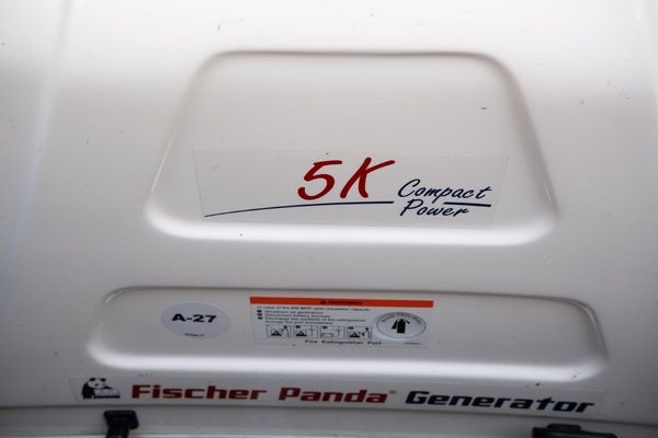 DEVY DO 33ft Grady White Yacht For Sale