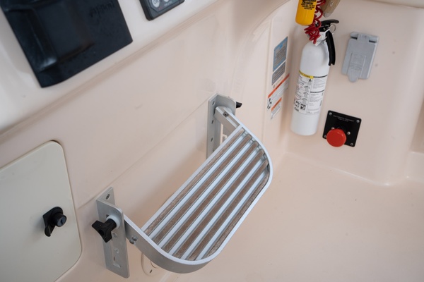 DEVY DO 33ft Grady White Yacht For Sale