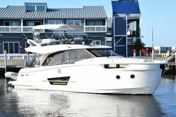 2022 Greenline 45