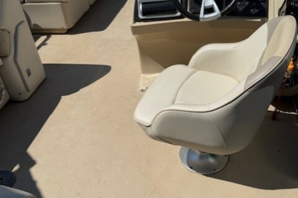 21ft Sweetwater Yacht For Sale