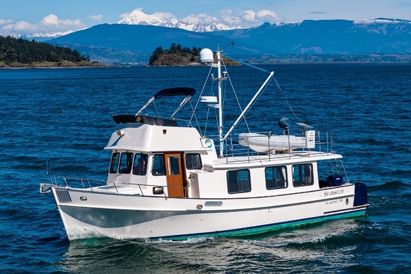 1999 Pacific Trawler 40