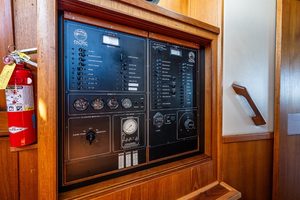 Seabiscuit 40ft Pacific Trawler Yacht For Sale