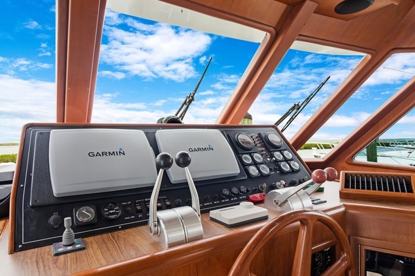 1999 Offshore Yachts 48