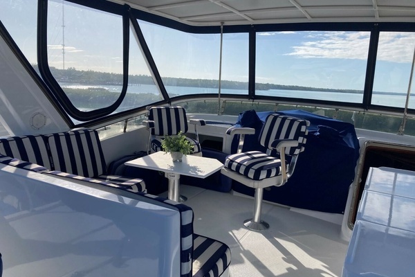 1999 Offshore Yachts 48