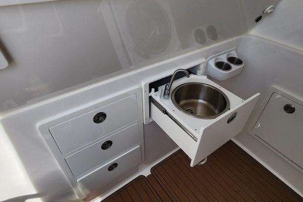 47ft Cape Horn Yacht For Sale