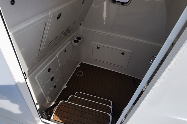 47ft Cape Horn Yacht For Sale