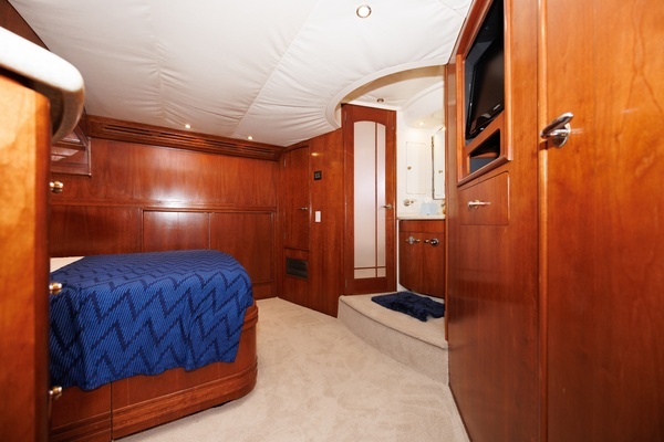 Carver 530 Voyager Yacht For Sale