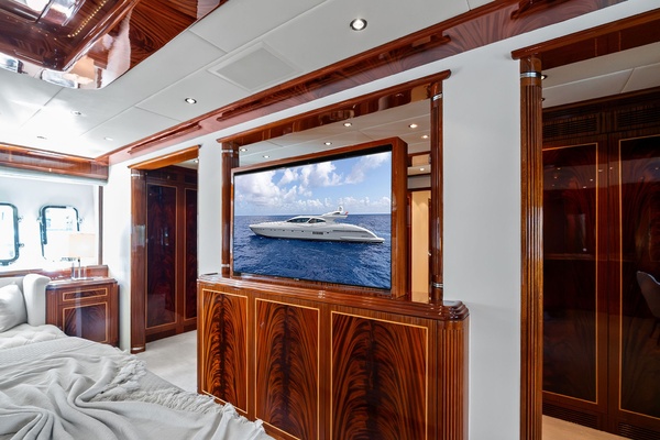 INCOGNITO 130ft Mangusta Yacht For Sale