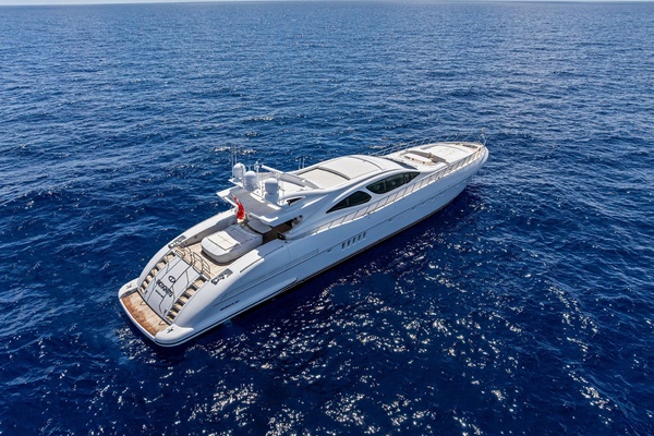 INCOGNITO 130ft Mangusta Yacht For Sale