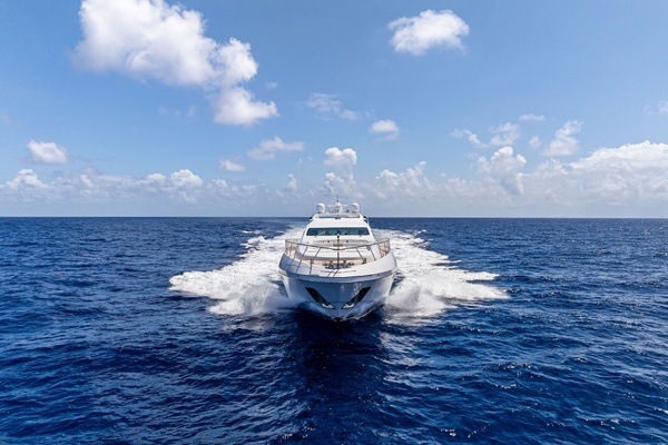INCOGNITO 130ft Mangusta Yacht For Sale