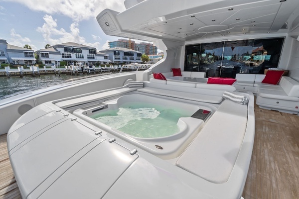 2005 Mangusta 130
