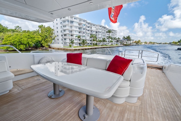 INCOGNITO 130ft Mangusta Yacht For Sale