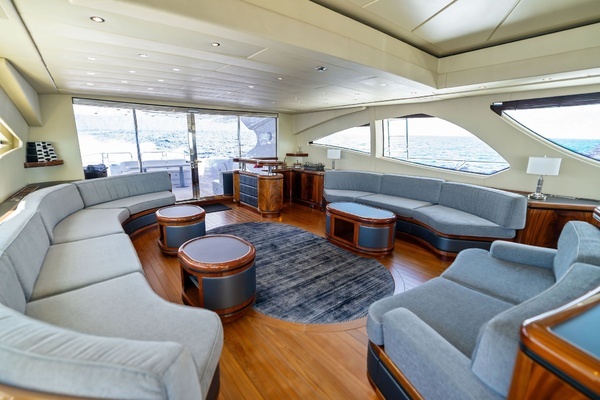 2005 Mangusta 130