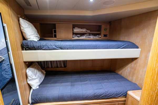 INCOGNITO 130ft Mangusta Yacht For Sale