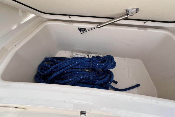 18ft Grady White Yacht For Sale