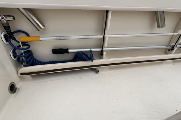18ft Grady White Yacht For Sale
