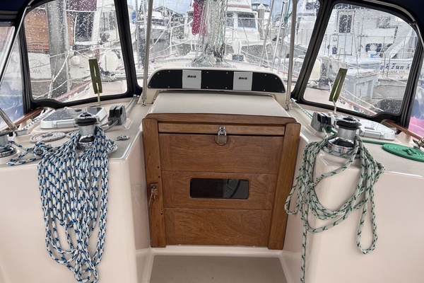 37ft Island Packet Yacht For Sale