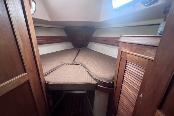 37ft Island Packet Yacht For Sale
