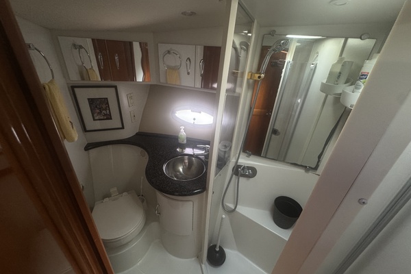 46ft Carver Yacht For Sale