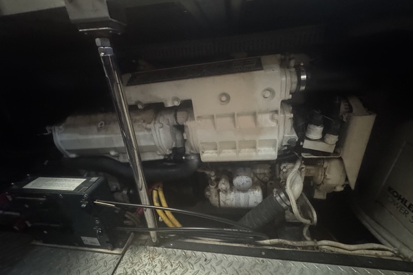 46ft Carver Yacht For Sale