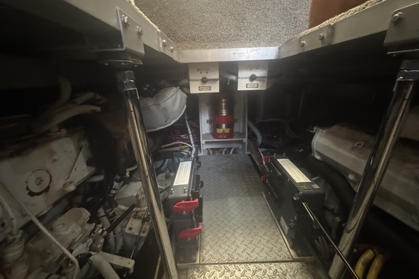 46ft Carver Yacht For Sale