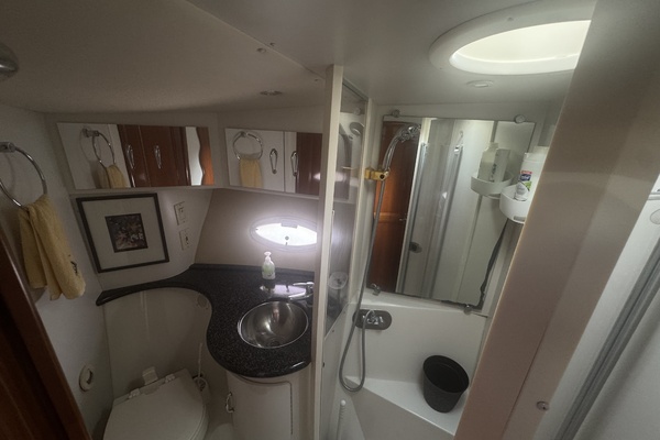 46ft Carver Yacht For Sale