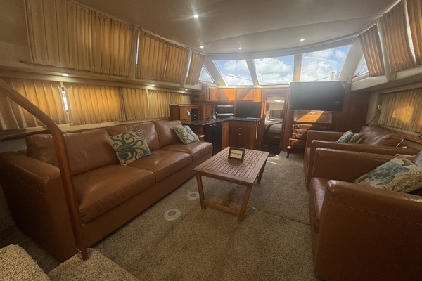 46ft Carver Yacht For Sale