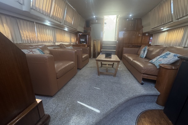 46ft Carver Yacht For Sale