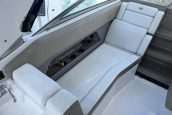 Photo of the 2016 Regal 28 Express